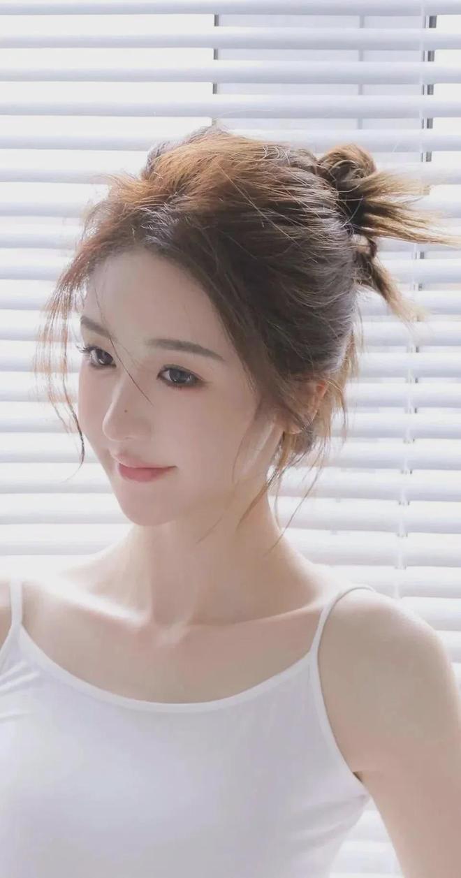 白丝妺妺洗澡忍不住C不朽情缘平台网站我帮(图1)